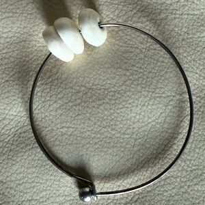 Elegant White Beaded Bracelet